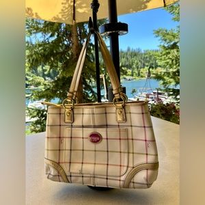 Coach K1169-F19178 Shoulder Strap Handbag Purse. Gold Metallic Leather Trim